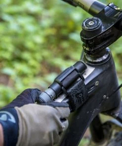 Kit Réparation Pneu Tubeless Blackburn Plugger -Vélo de montagne Soldes kit reparation pneu tubeless blackburn plugger 6